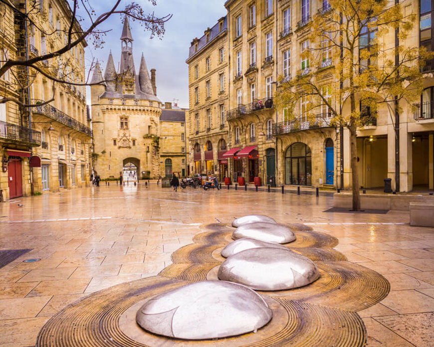 Bordeaux’s Must-See Landmarks: A Guide to the City’s Best Sights