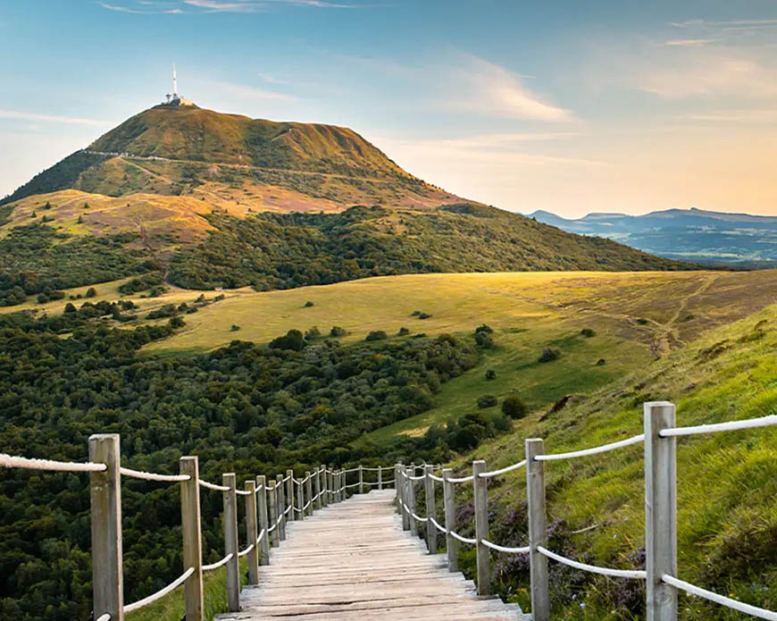 The Natural Wonders of Clermont-Ferrand: A Symphony of Mountains and Lakes